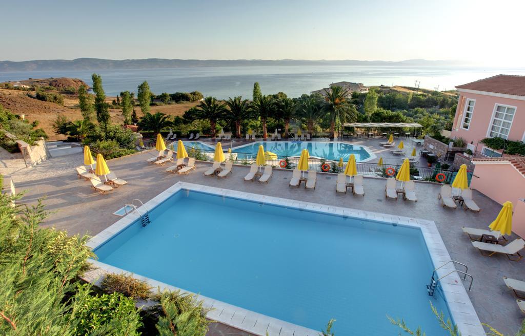 Sunrise Resort Hotel Mythimna Esterno foto