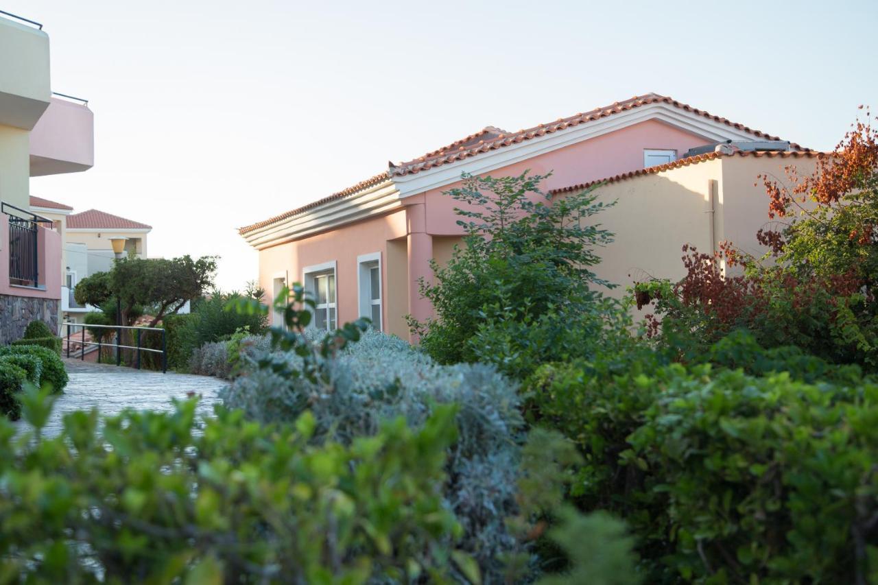Sunrise Resort Hotel Mythimna Esterno foto